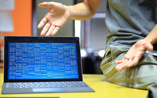 图木舒克 mongo排序sort,php如何按顺序排列数组？